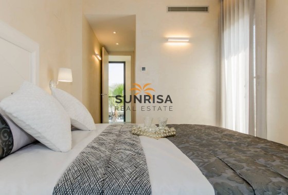 Villa · Nieuwbouw Woningen - Dehesa de Campoamor · Alicante · Spanje