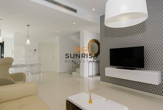 Villa · Obra nueva - Dehesa de Campoamor · Alicante · España