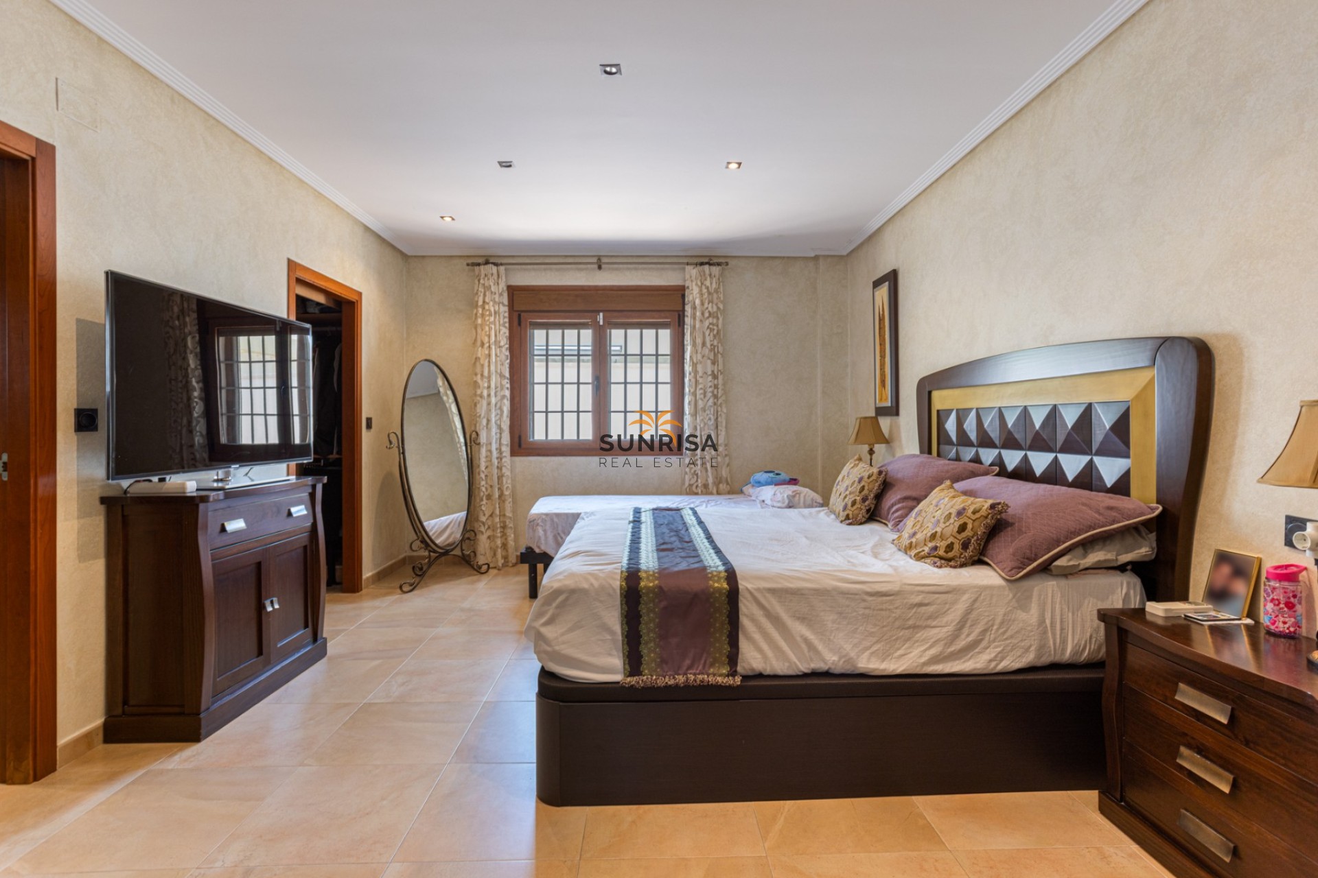 Resale - Detached villa - Los Montesinos