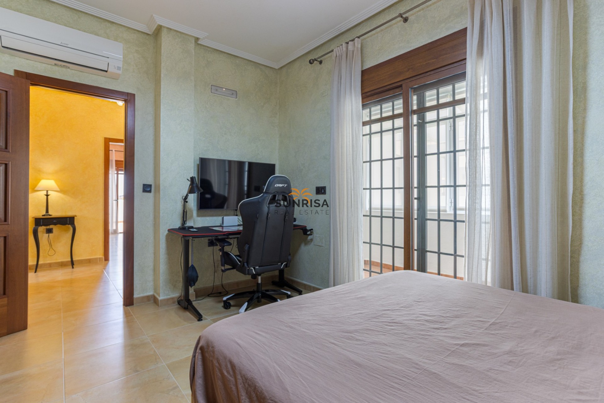 Resale - Detached villa - Los Montesinos