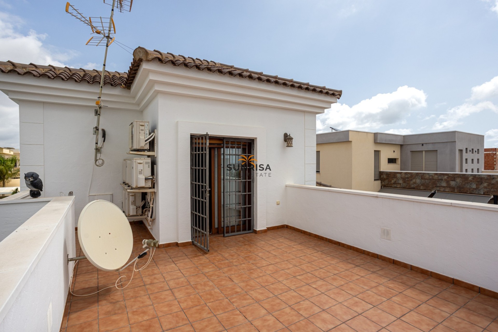 Resale - Detached villa - Los Montesinos