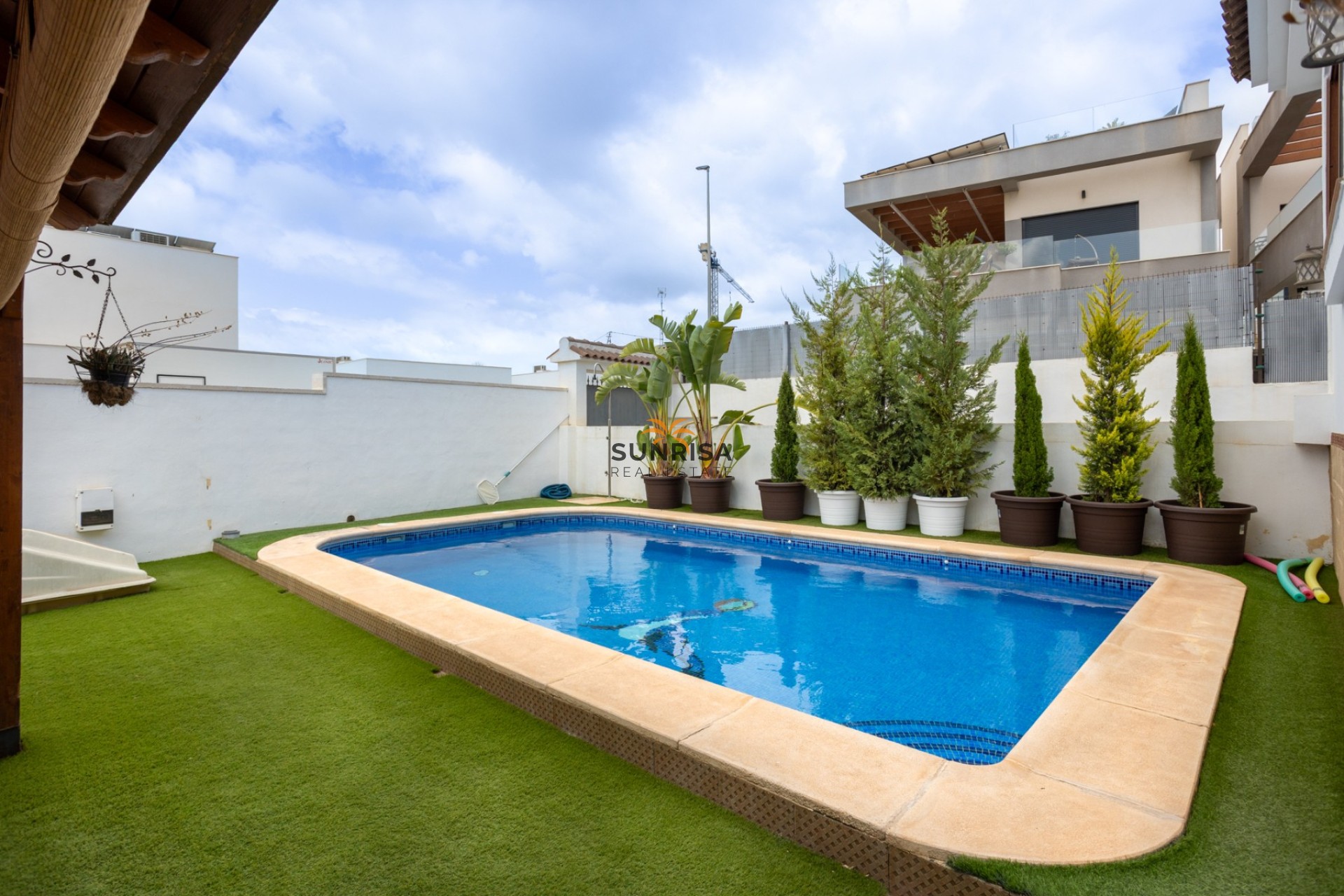 Resale - Detached villa - Los Montesinos