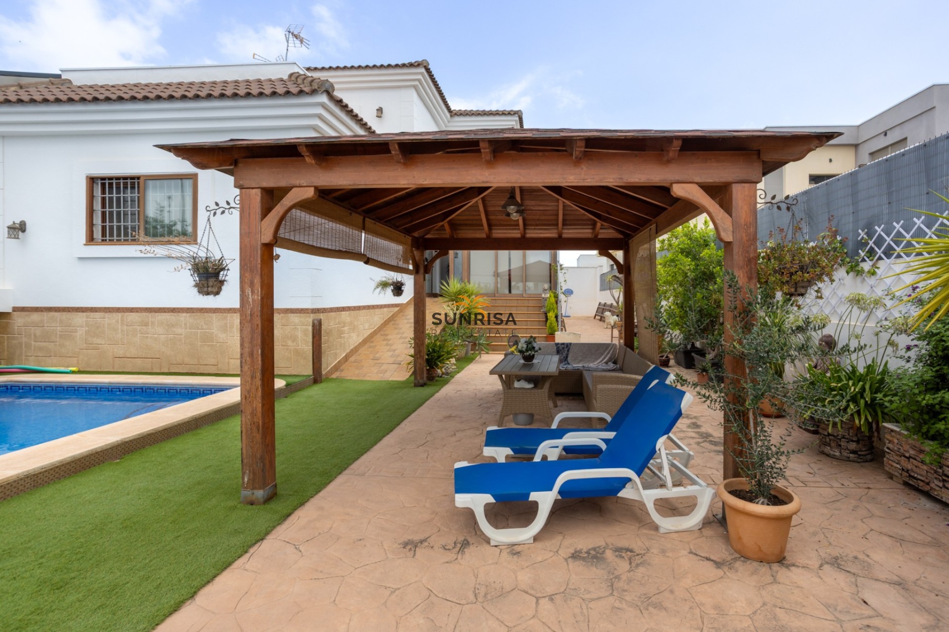 Resale - Detached villa - Los Montesinos