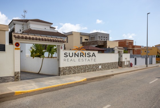 Detached villa · Resale - Los Montesinos · La Herrada · Alicante · Spain