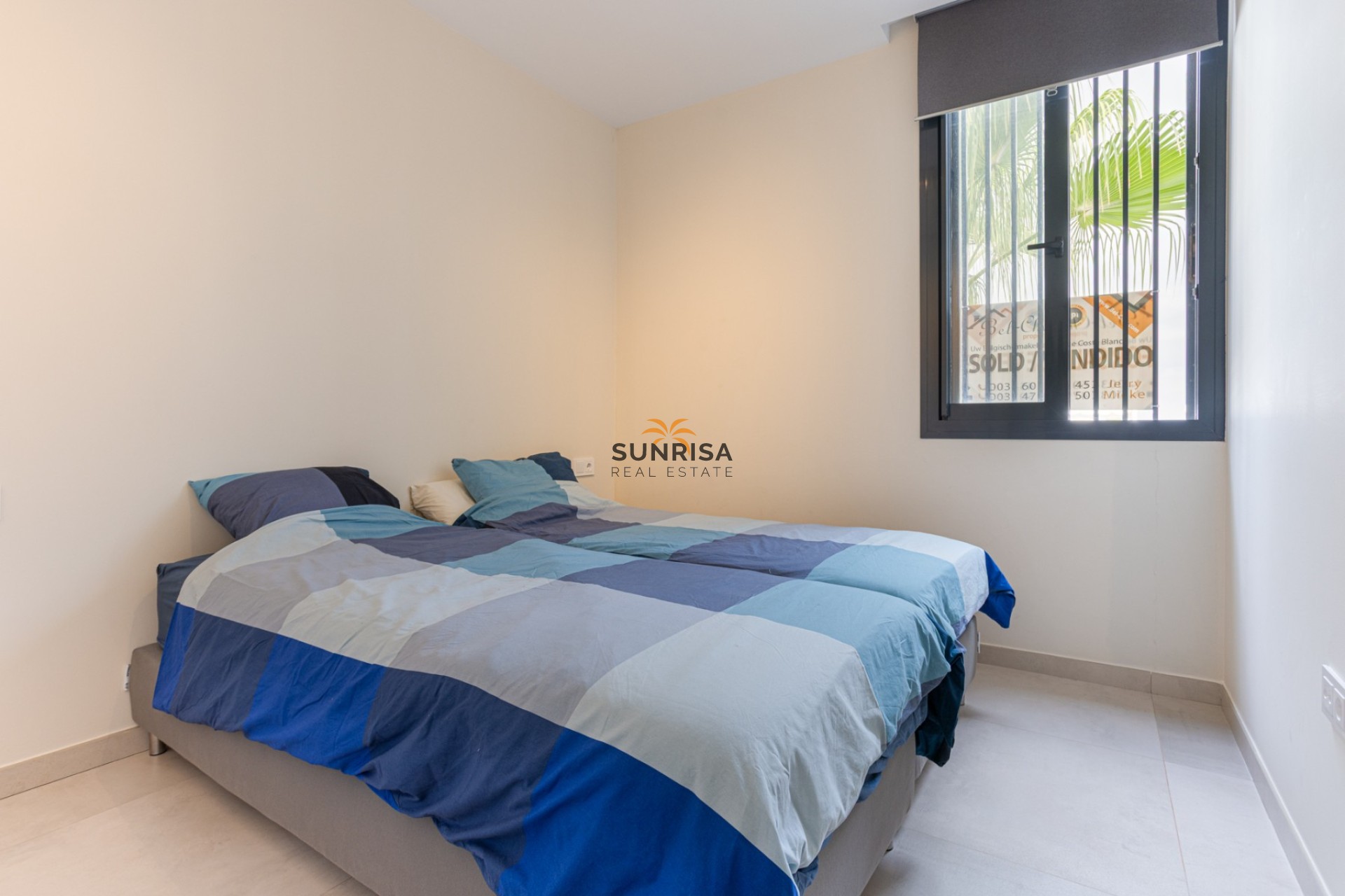 Reventa - Apartamento - Mar de Cristal
