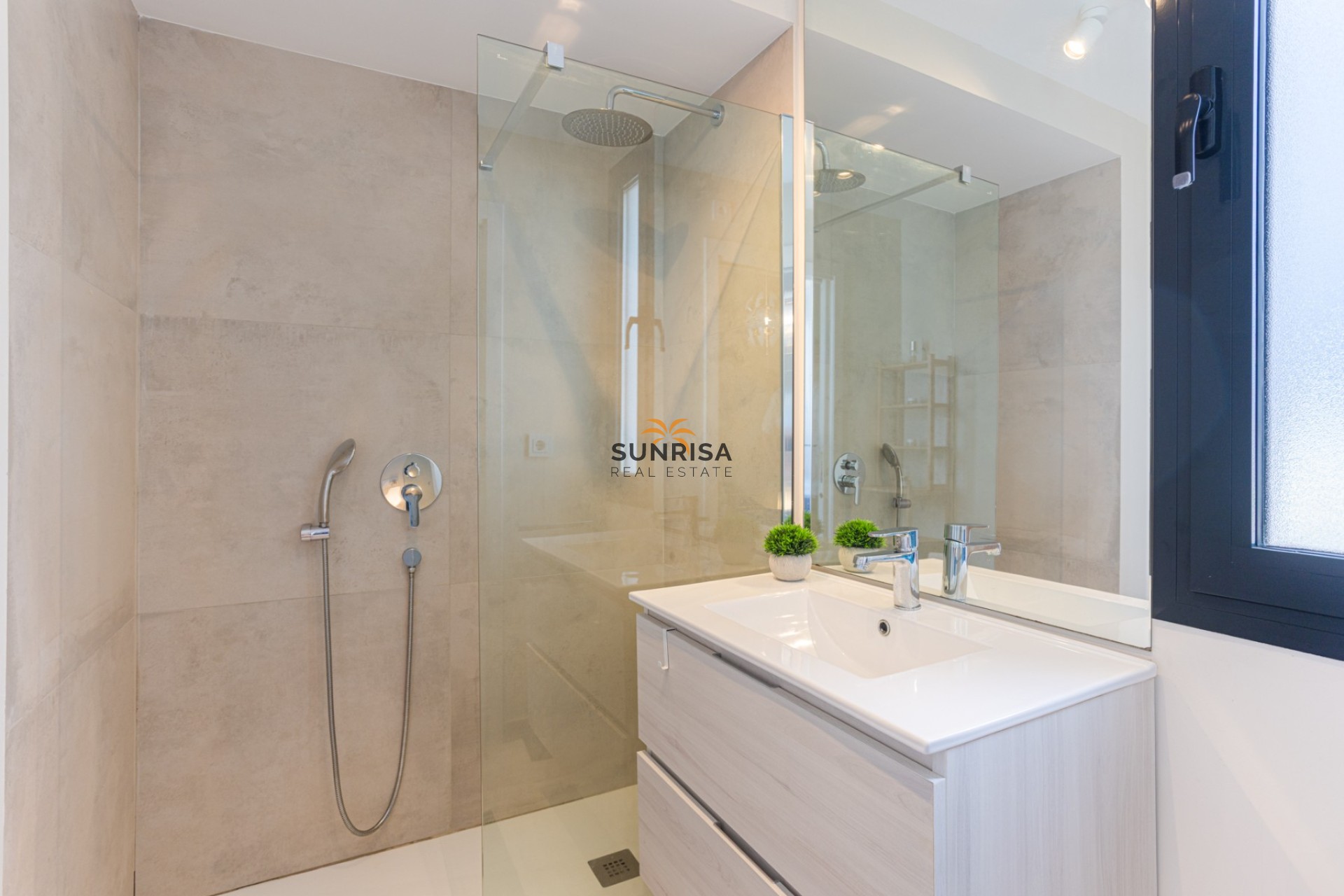 Reventa - Apartamento - Mar de Cristal