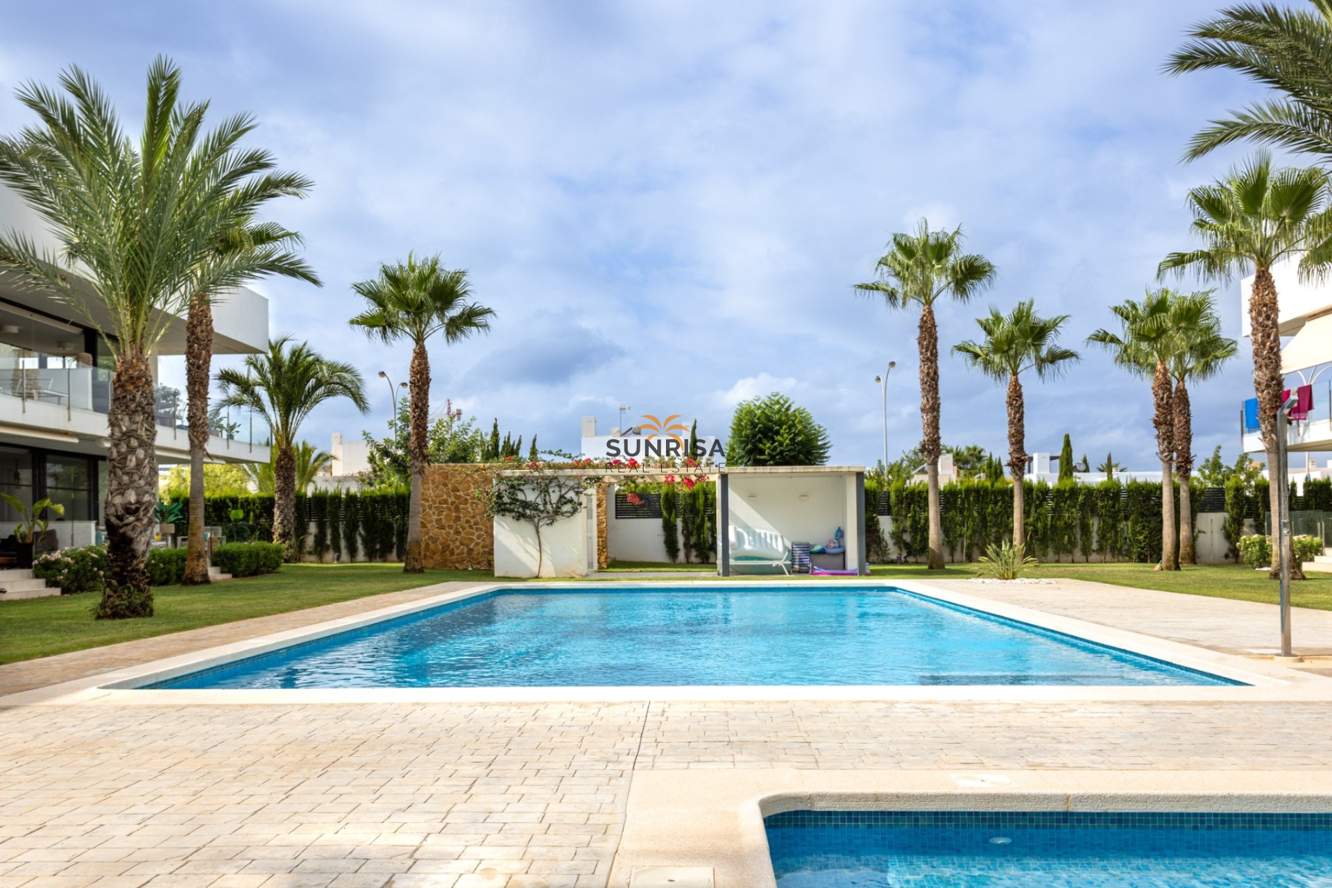 Reventa - Apartamento - Mar de Cristal