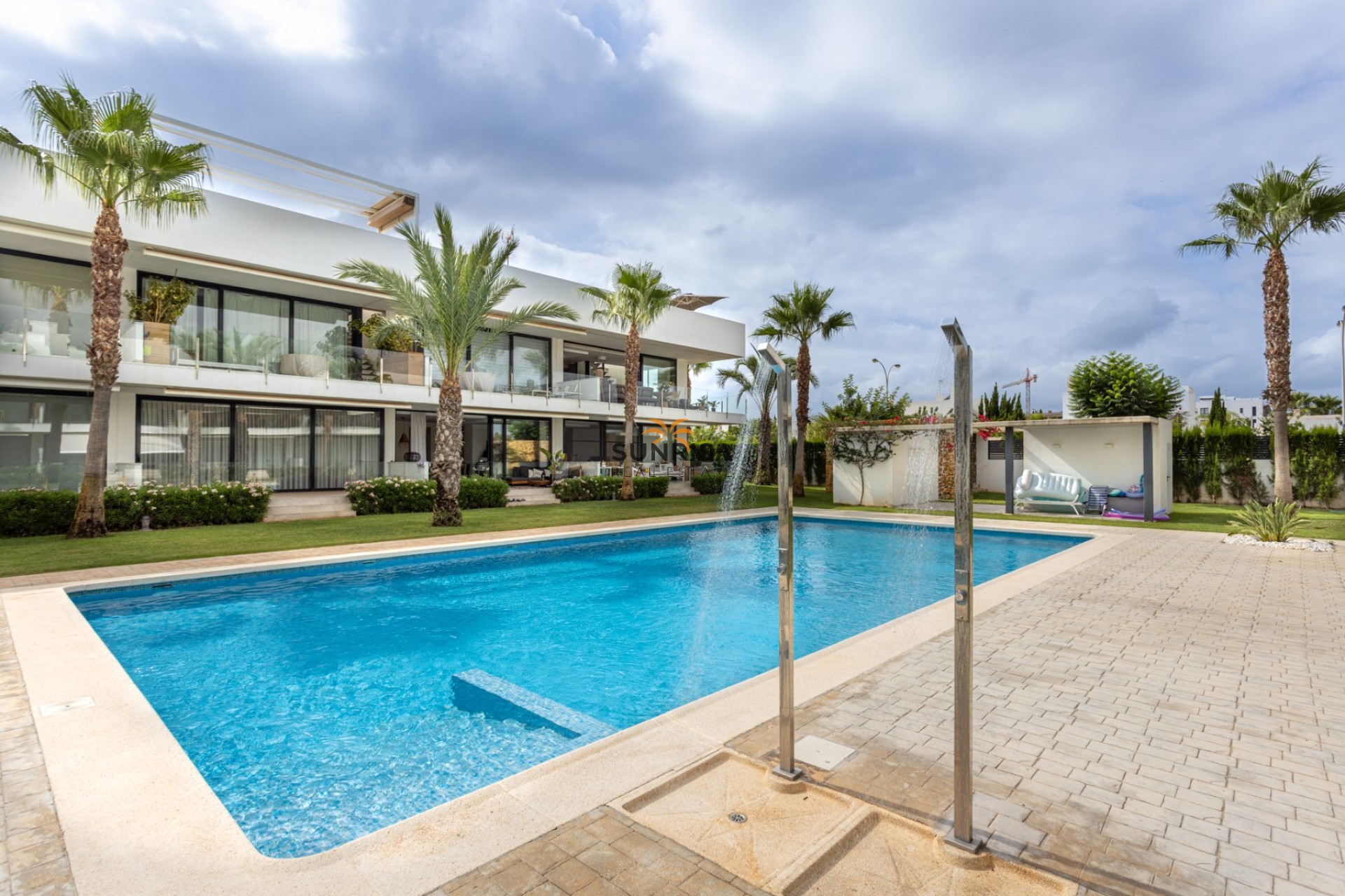 Reventa - Apartamento - Mar de Cristal