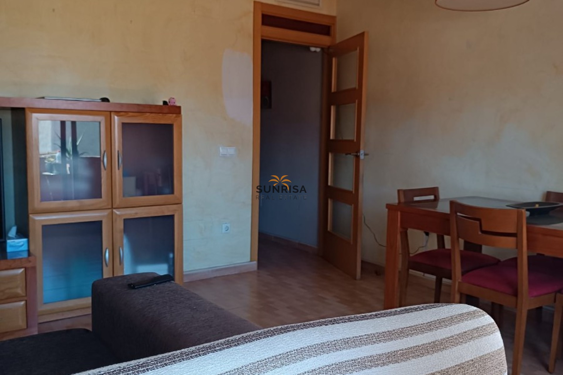 Reventa - Apartamento - Los Montesinos