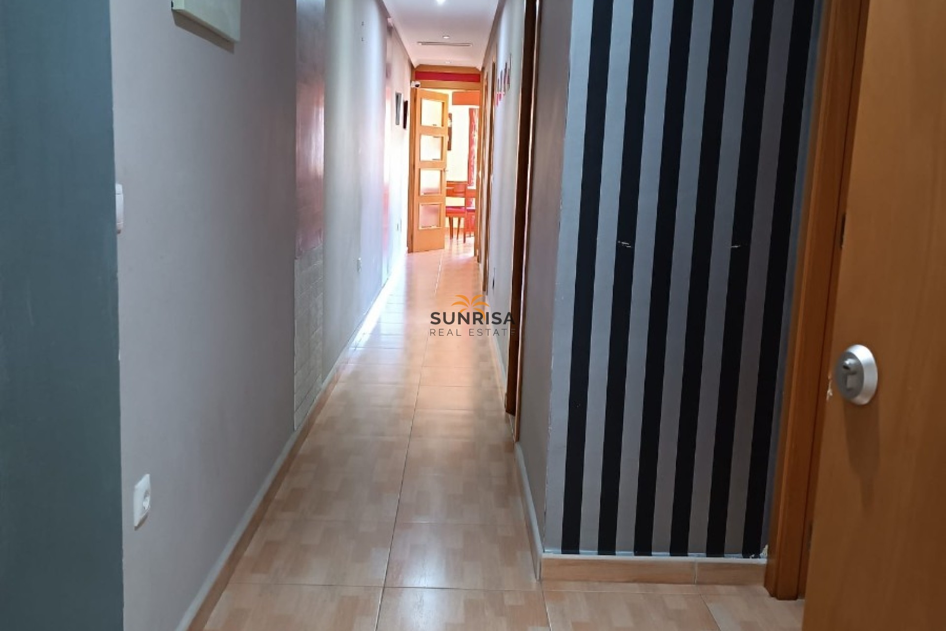Reventa - Apartamento - Los Montesinos