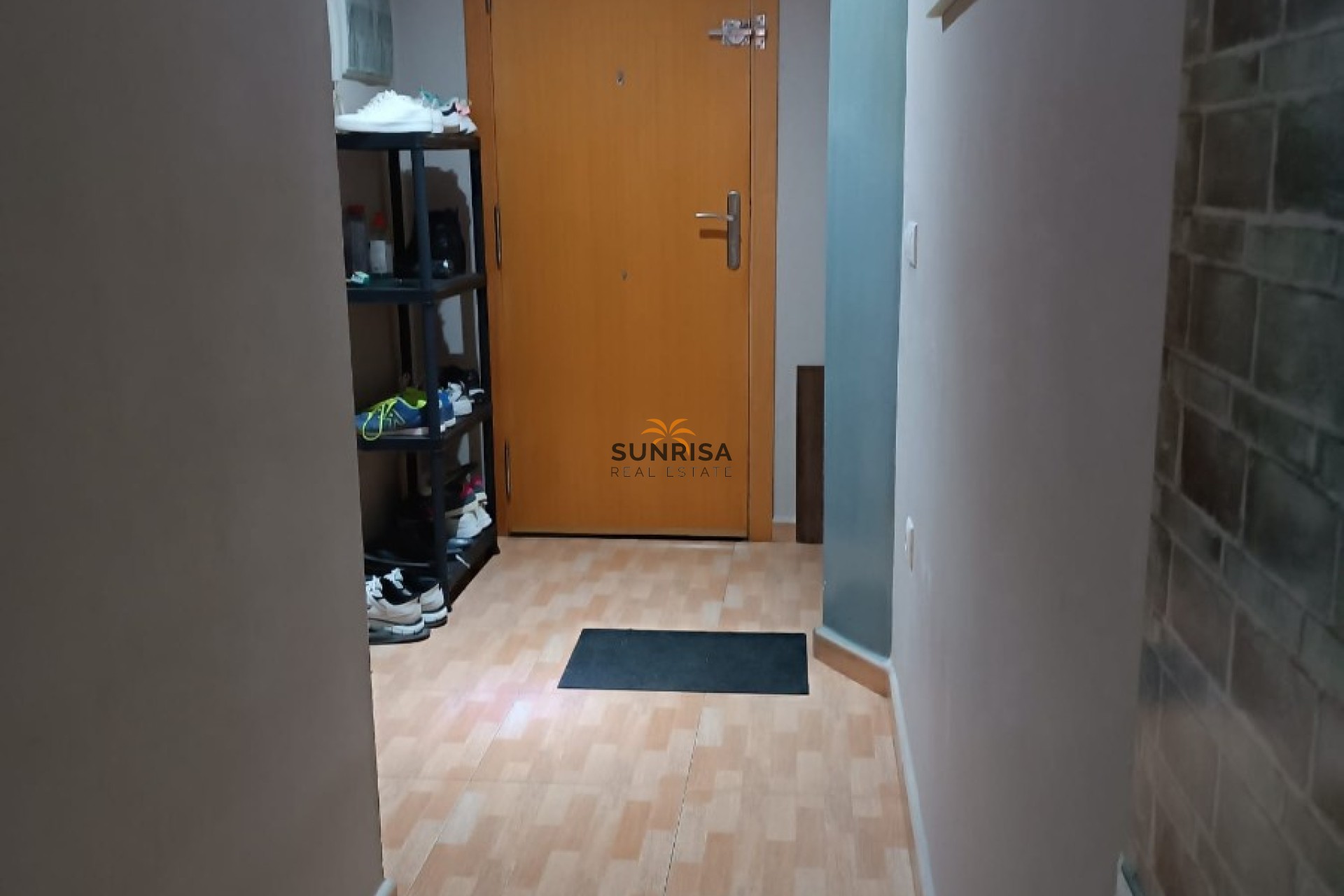 Reventa - Apartamento - Los Montesinos