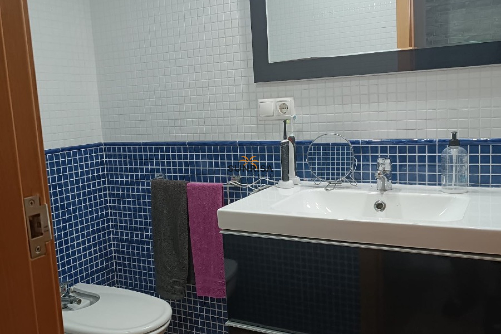 Reventa - Apartamento - Los Montesinos
