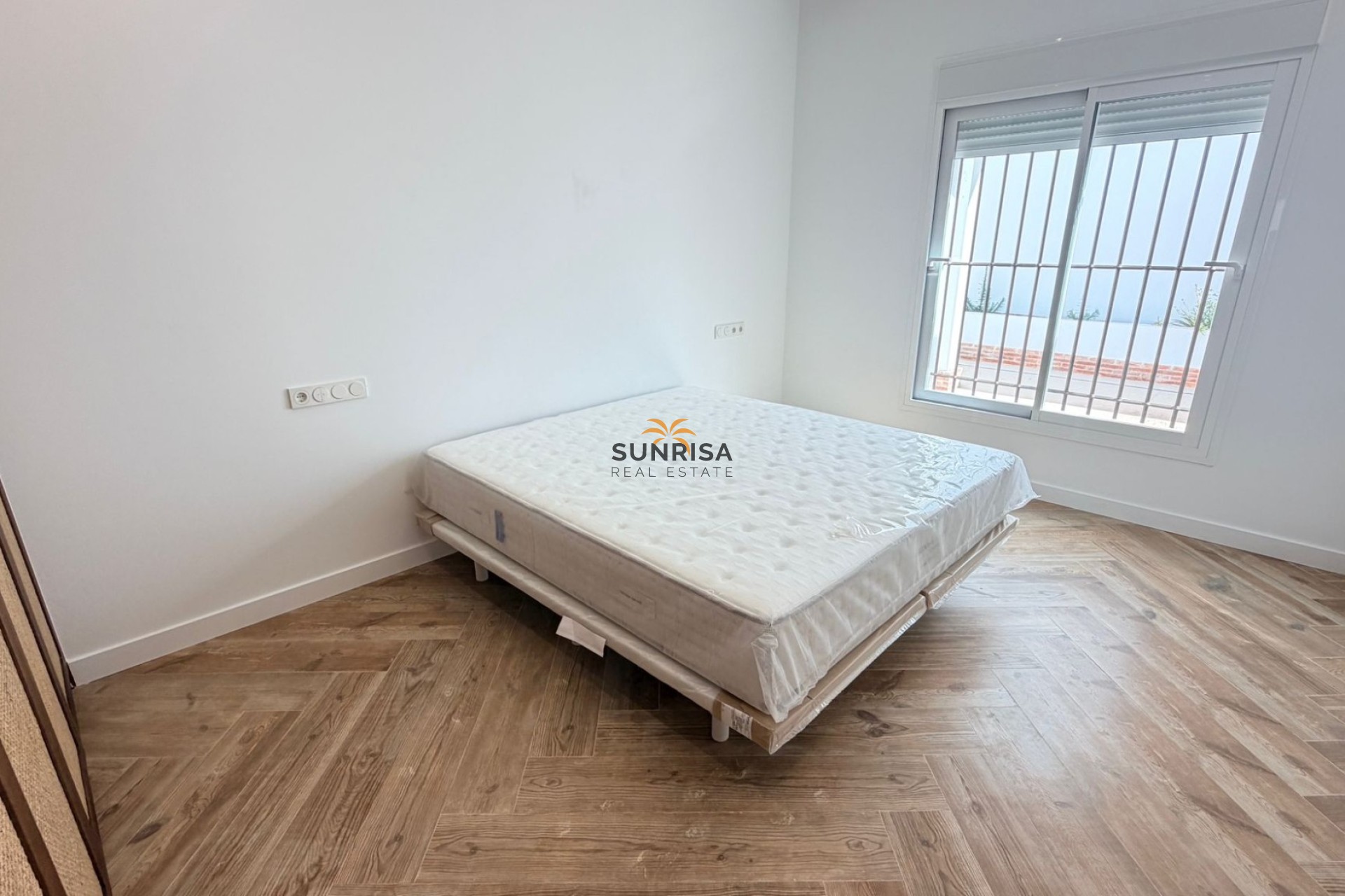 Reventa - Adosado - Catral