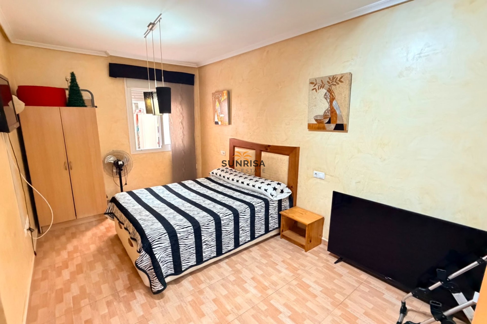 Reventa - Apartamento - Los Montesinos