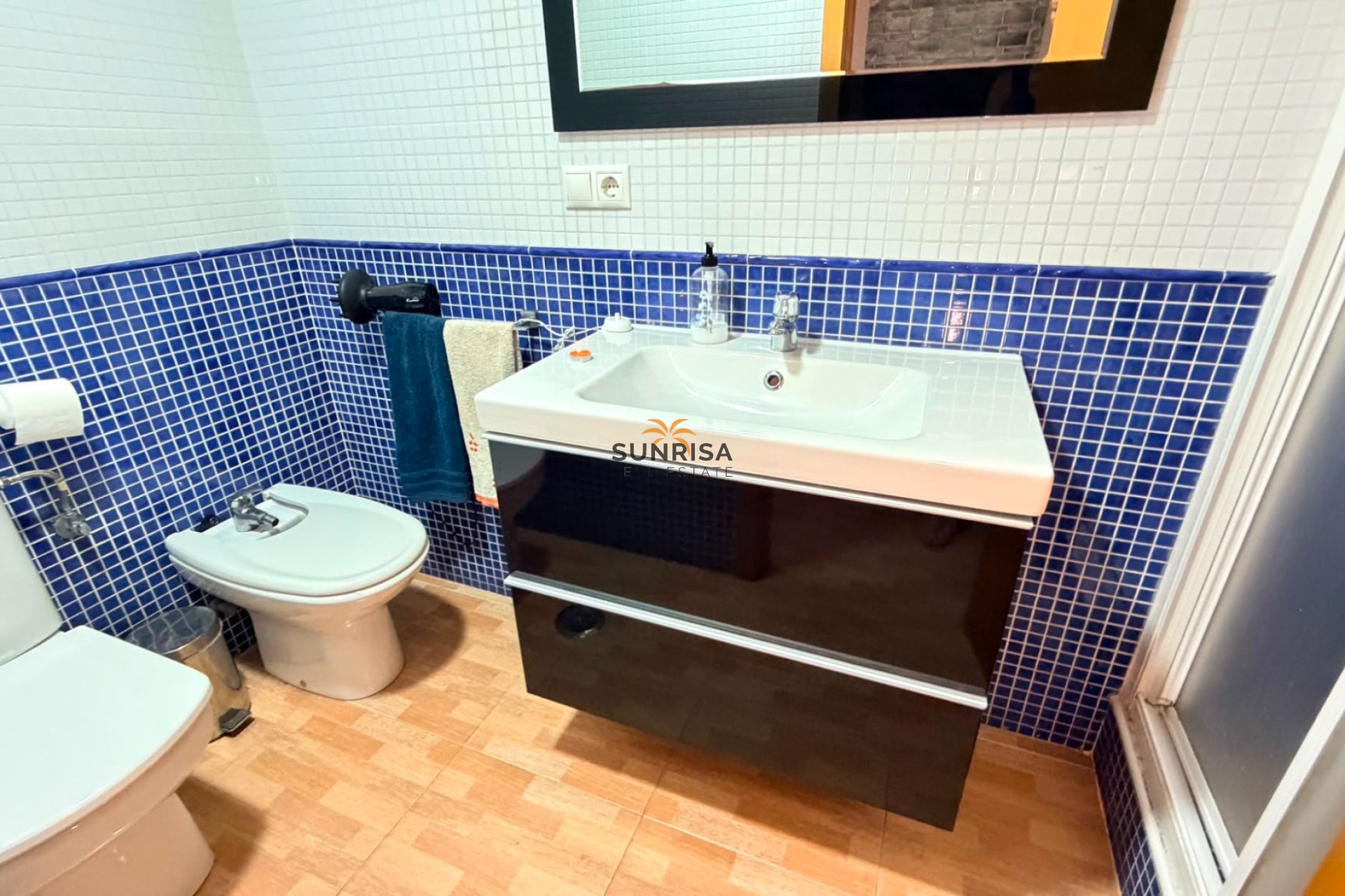 Reventa - Apartamento - Los Montesinos