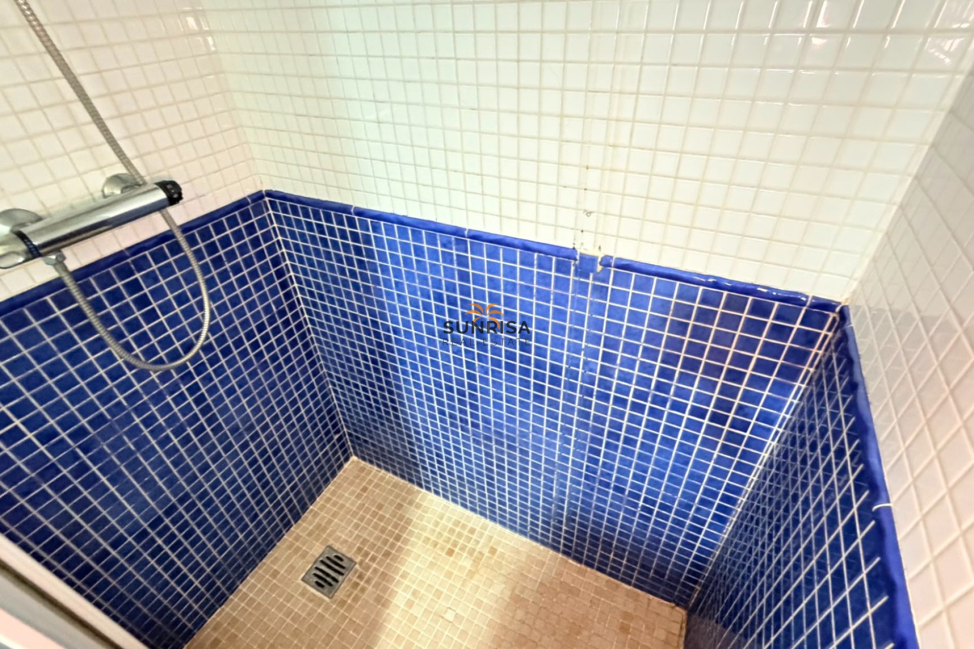 Reventa - Apartamento - Los Montesinos