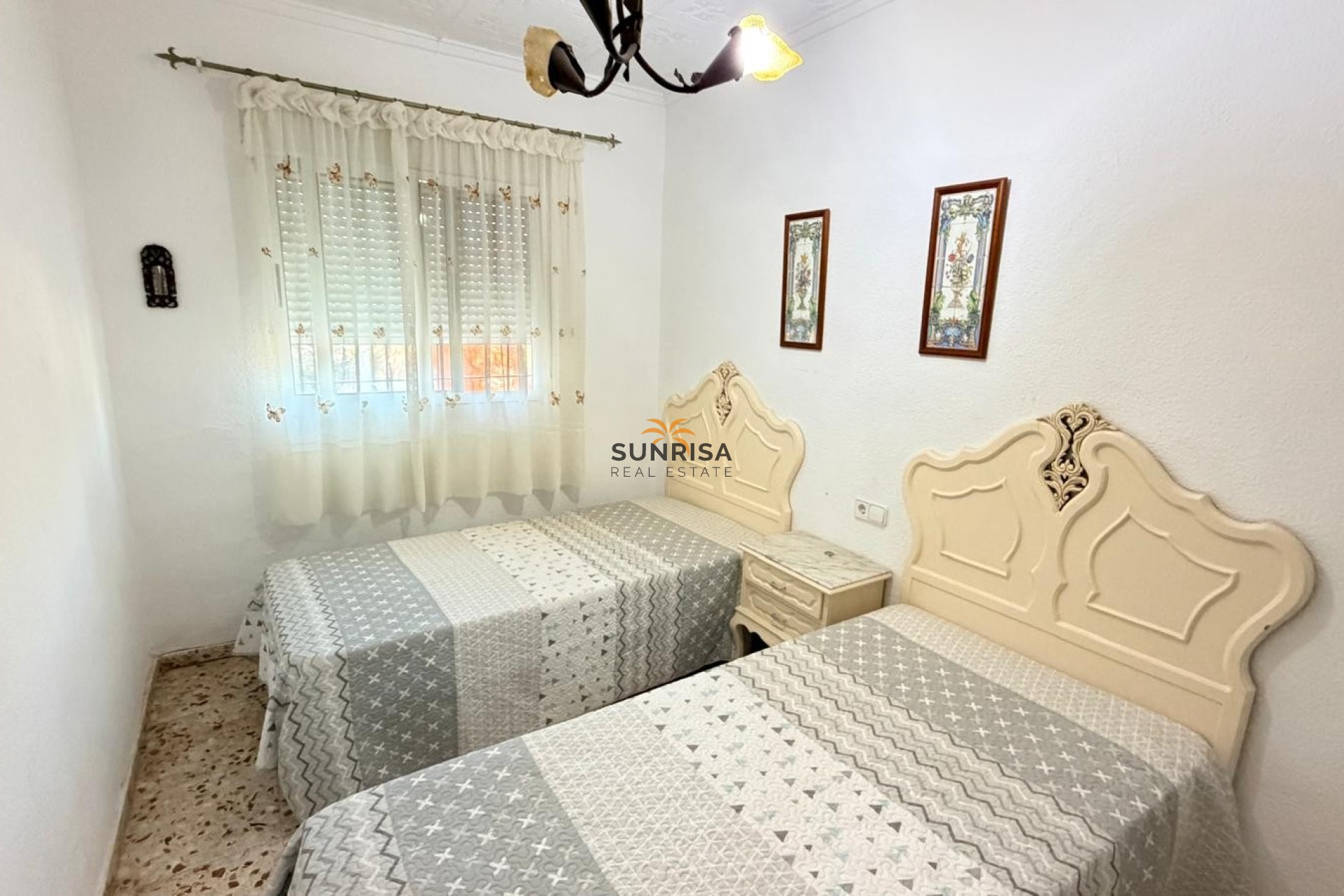 Reventa - Villa - Crevillente