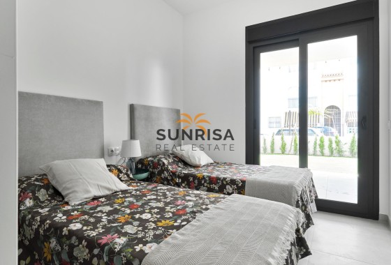 Bungalow · Nouvelle construction - Torrevieja · Alicante · Espagne