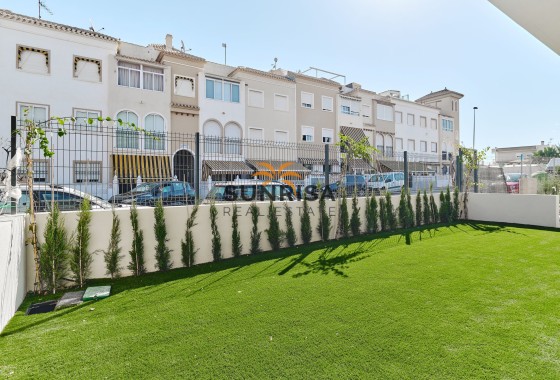 Bungalow · Nouvelle construction - Torrevieja · Alicante · Espagne