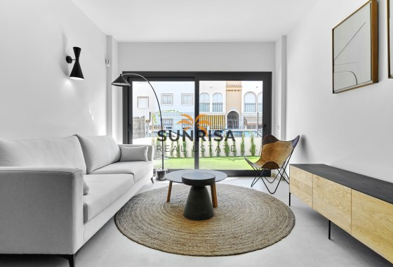 Bungalow · Nouvelle construction - Torrevieja · Alicante · Espagne