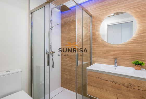 Bungalow · Nouvelle construction - Torrevieja · Alicante · Espagne