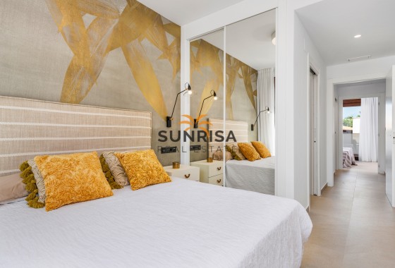 Bungalow · Nouvelle construction - Torrevieja · Alicante · Espagne