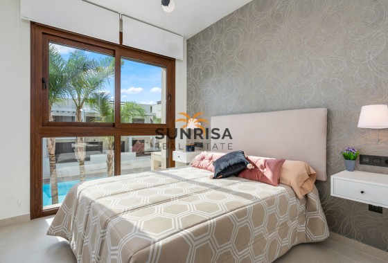 Bungalow · Nouvelle construction - Torrevieja · Alicante · Espagne