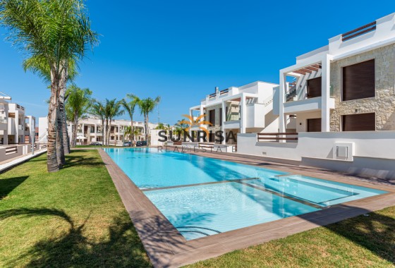 Bungalow · Nouvelle construction - Torrevieja · Alicante · Espagne