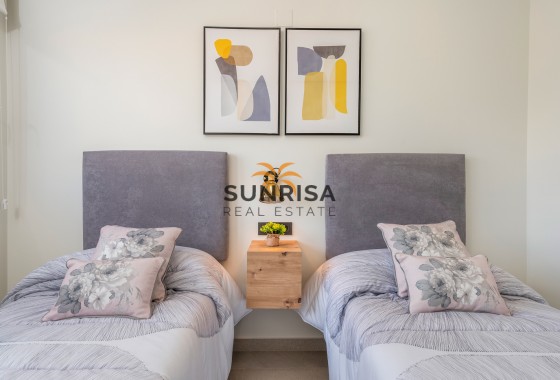 Bungalow · Nouvelle construction - Torrevieja · Alicante · Espagne