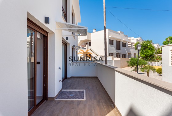 Bungalow · Nouvelle construction - Torrevieja · Alicante · Espagne