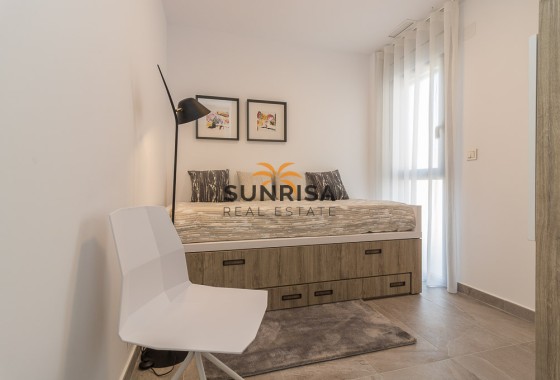 Bungalow · Nouvelle construction - Torrevieja · Alicante · Espagne