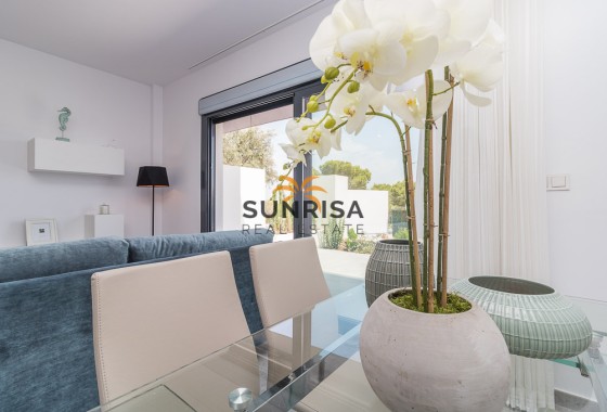 Bungalow · Nouvelle construction - Torrevieja · Alicante · Espagne
