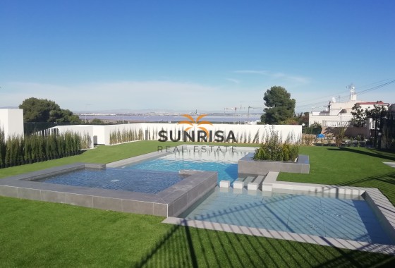 Bungalow · Nouvelle construction - Torrevieja · Alicante · Espagne