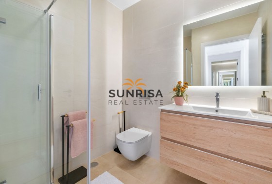 Bungalow · Nouvelle construction - Torrevieja · Alicante · Espagne
