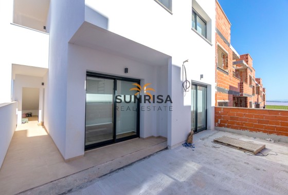 Bungalow · Nouvelle construction - Torrevieja · Alicante · Espagne