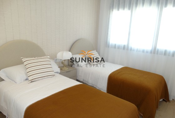 Bungalow · Obra nueva - Pilar de la Horadada · Alicante · España