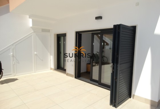 Bungalow · Obra nueva - Pilar de la Horadada · Alicante · España