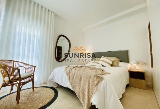 Bungalow · Obra nueva - Pilar de la Horadada · Alicante · España