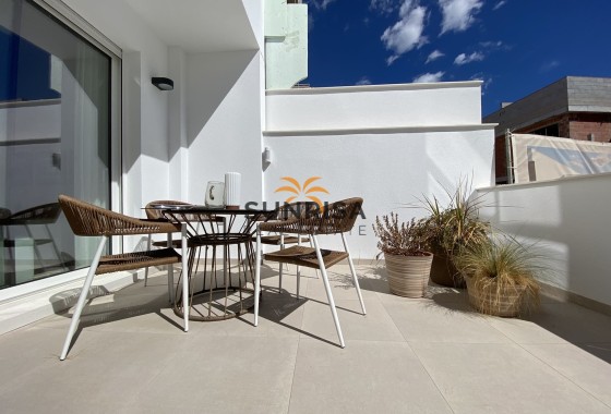 Bungalow · Obra nueva - Pilar de la Horadada · Alicante · España