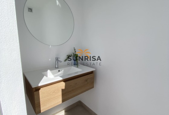 Bungalow · Obra nueva - Pilar de la Horadada · Alicante · España