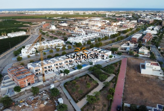 Bungalow · Obra nueva - Pilar de la Horadada · Alicante · España