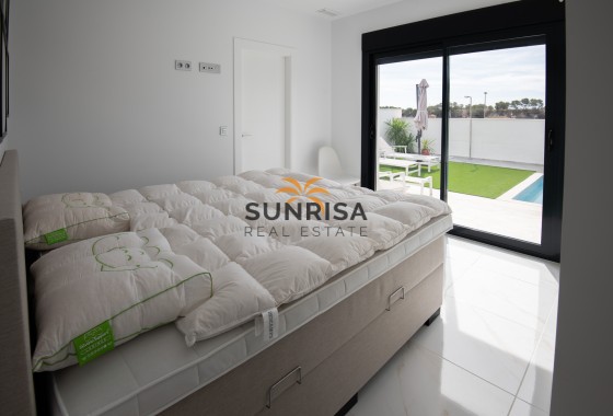 House · New Build - Pilar de la Horadada · Pinar de Campoverde · Alicante · Spain
