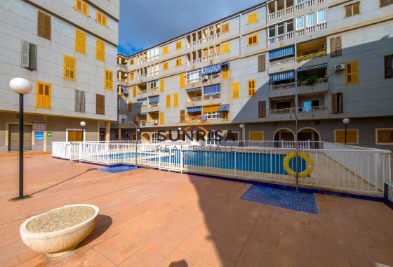 Apartamento · Reventa - Torrevieja · Acequion · Alicante · España