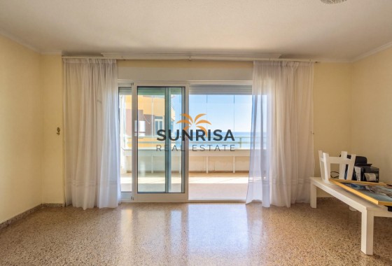 Appartement · Herverkoop - Torrevieja · La Mata pueblo · Alicante · Spanje