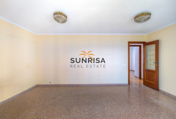 Appartement · Herverkoop - Torrevieja · La Mata pueblo · Alicante · Spanje