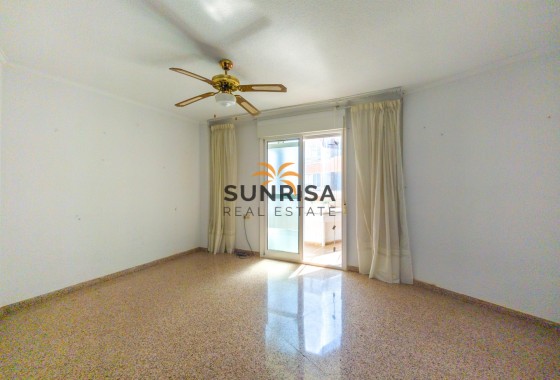Appartement · Herverkoop - Torrevieja · La Mata pueblo · Alicante · Spanje