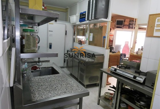 Local comercial · Reventa - Torrevieja · Acequion · Alicante · España