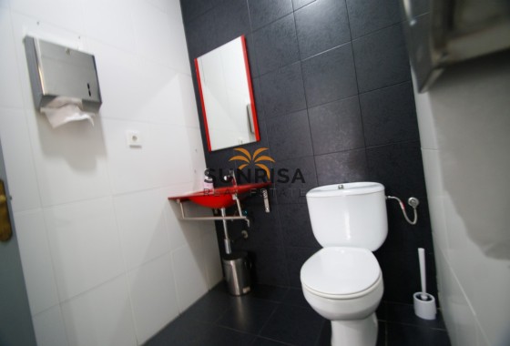 Local comercial · Reventa - Torrevieja · Acequion · Alicante · España