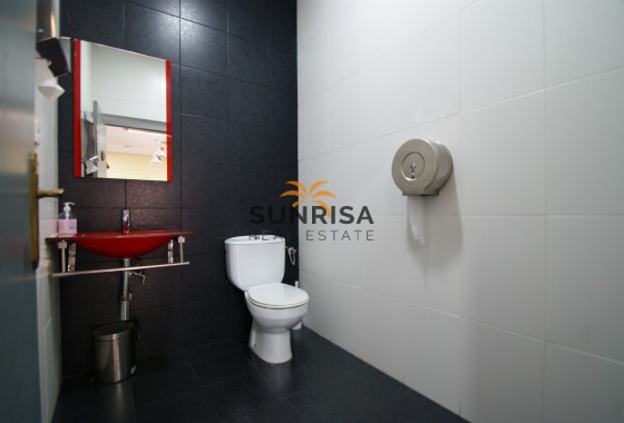 Local comercial · Reventa - Torrevieja · Acequion · Alicante · España