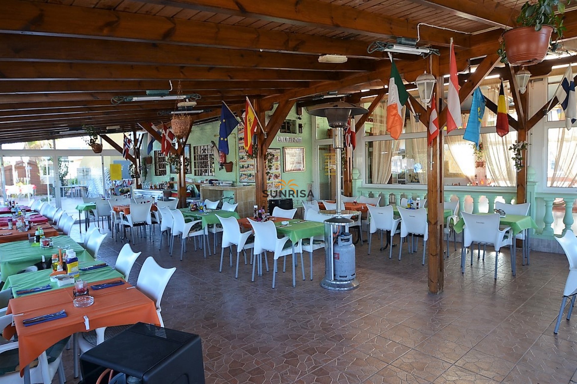 Reventa - Local comercial - Torrevieja